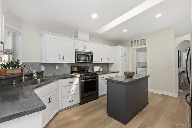 Detail Gallery Image 10 of 53 For 525 W El Norte Pkwy #51,  Escondido,  CA 92026 - 3 Beds | 2 Baths