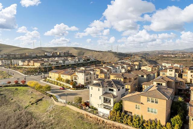 600 Thyme Way, San Ramon CA: https://media.crmls.org/mediaz/dba6f145-6c7a-4745-9d2d-5359118b152c.jpg