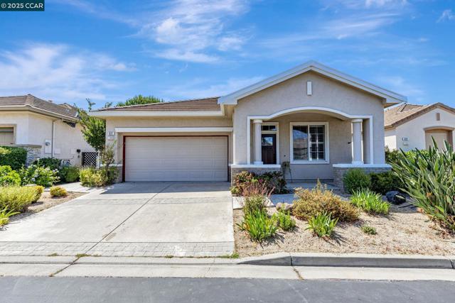 631 Baldwin Drive, Brentwood CA: https://media.crmls.org/mediaz/dba733cf-b19f-4eae-8a8a-0ab055ae6b70.jpg