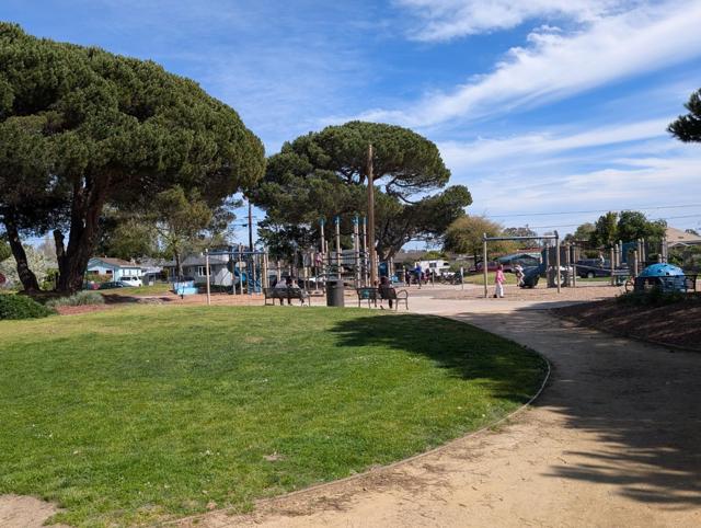 631 Almar Avenue, Santa Cruz CA: https://media.crmls.org/mediaz/dba7fbf3-9428-440c-b021-5dd8c5a39180.jpg