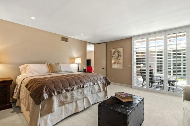 72205 El Paseo, Palm Desert CA: https://media.crmls.org/mediaz/dbad0e31-9ebd-4620-853d-68ce050c552a.jpg