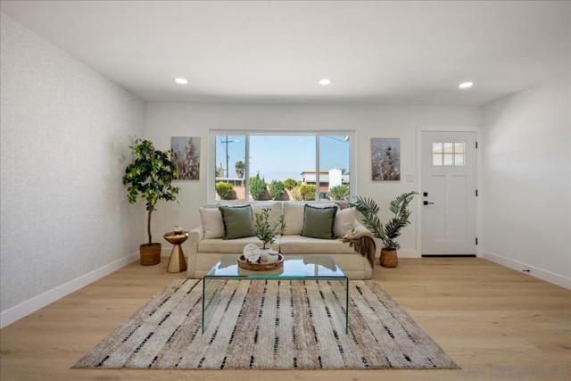 1041 Angelo Dr, National City CA: https://media.crmls.org/mediaz/dbae70af-c475-45c3-8092-e30292a6584a.jpg