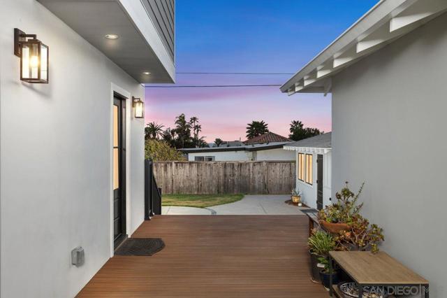 Image 28 of 40 For 5301 Los Robles