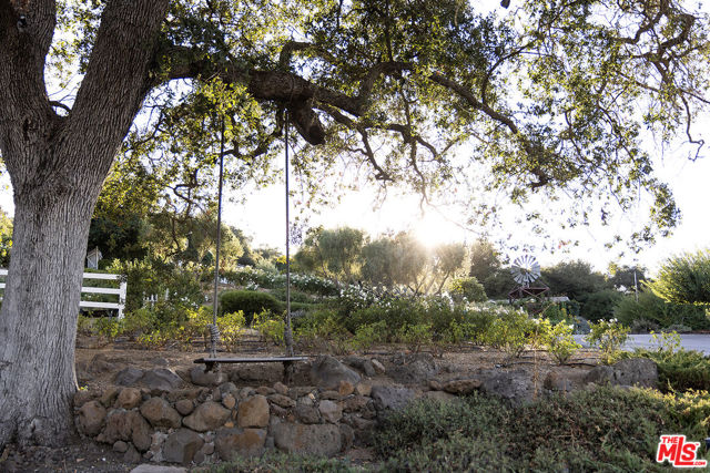 Image 36 of 45 For 43455 Corona Cala Camino