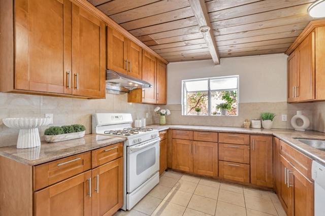 1501 Canton Drive, Milpitas CA: https://media.crmls.org/mediaz/dbb05c02-59e7-4cb1-a794-3efc4dd5b200.jpg