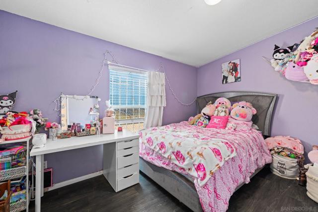 2420 Palm Ave, San Diego CA: https://media.crmls.org/mediaz/dbb077fc-177c-4cd3-b778-c87d98056926.jpg