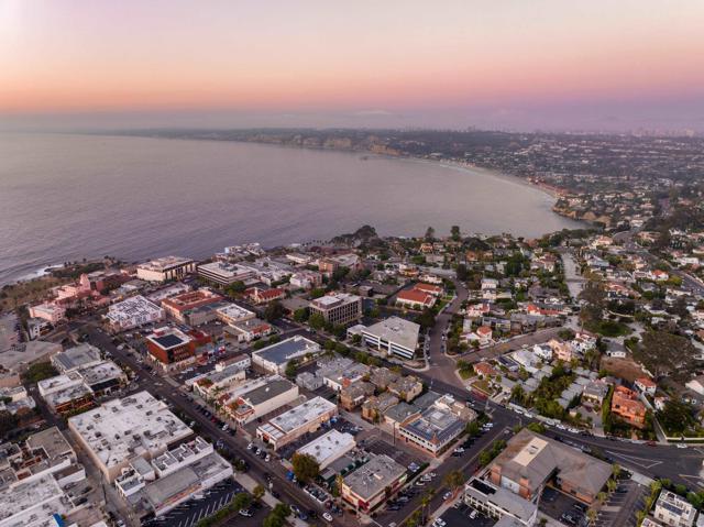 Detail Gallery Image 27 of 27 For 7828 Ivanhoe, La Jolla,  CA 92037 - 2 Beds | 2/1 Baths