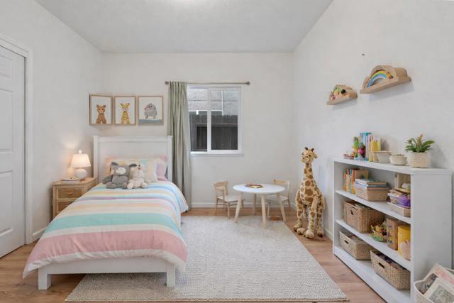 1697 Via Milano Drive, Gustine CA: https://media.crmls.org/mediaz/dbb1c8e2-605f-4379-999c-32bba4737334.jpg