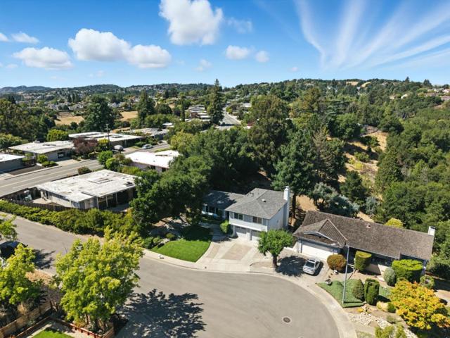 5529 Feather Court, Castro Valley CA: https://media.crmls.org/mediaz/dbb20727-d5d4-4447-b4da-4806f42797c7.jpg