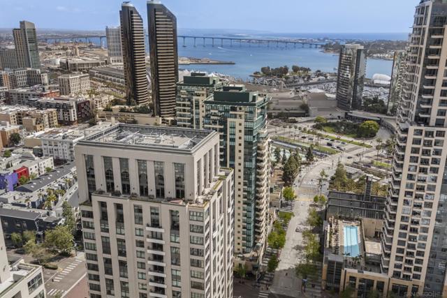 645 Front St., San Diego CA: https://media.crmls.org/mediaz/dbb22b79-4527-414f-8648-9bac244c5299.jpg