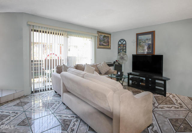 Detail Gallery Image 7 of 46 For 4578 Saviers Rd, Oxnard,  CA 93033 - 2 Beds | 1/1 Baths