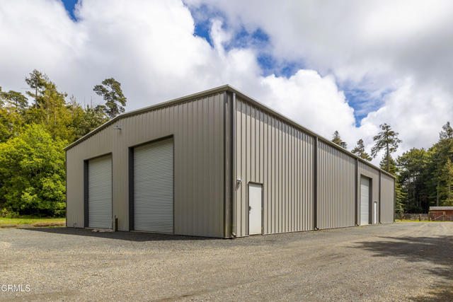 Detail Gallery Image 4 of 52 For 31780 Highway 20, Fort Bragg,  CA 95437 - 3 Beds | 3/1 Baths