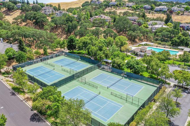 1398 Benedict Ct, Pleasanton CA: https://media.crmls.org/mediaz/dbb345c2-e54b-4bb7-a168-30cbe095ebd5.jpg