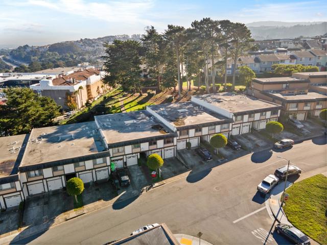 2419 Rowntree Way, South San Francisco CA: https://media.crmls.org/mediaz/dbb3d5d2-3dab-4bb5-9dc3-6866e23a8183.jpg