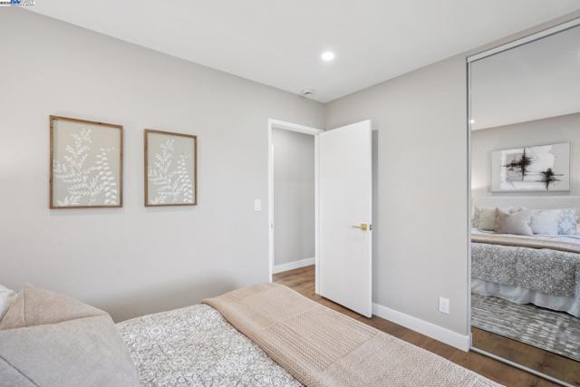 34709 Clover St, Union City CA: https://media.crmls.org/mediaz/dbb4d3df-0e22-4154-832d-47dac417b5e8.jpg