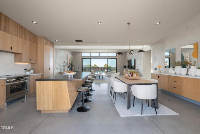 61464 Melton Trail, Joshua Tree CA: https://media.crmls.org/mediaz/dbb58ebb-e910-4d5b-818e-7674e97c236e.jpg