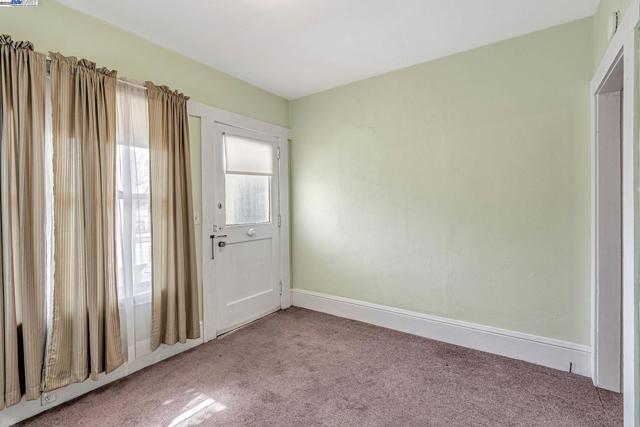 1540 16th Ave, Oakland CA: https://media.crmls.org/mediaz/dbb5d299-f785-453f-b97b-f6f3baaa6ecc.jpg
