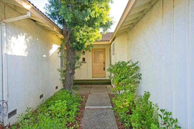 6256 Tracel Drive, San Jose CA: https://media.crmls.org/mediaz/dbb623f5-6aff-4e82-a89d-93b222626792.jpg