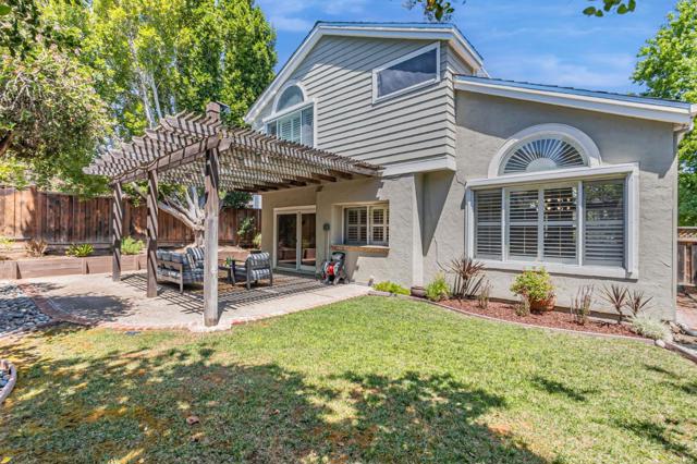 11563 Country Spring Court, Cupertino CA: https://media.crmls.org/mediaz/dbb6a59e-9789-48b3-b061-4fab83b95e2a.jpg