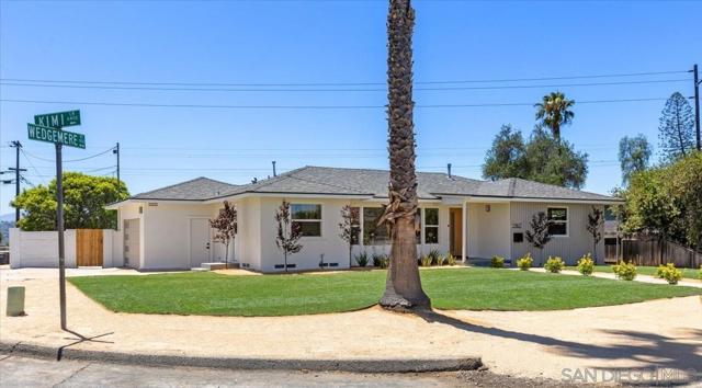 1967 Wedgemere Rd, El Cajon CA: https://media.crmls.org/mediaz/dbb87139-3f45-4d53-a1cd-fba990c0f597.jpg