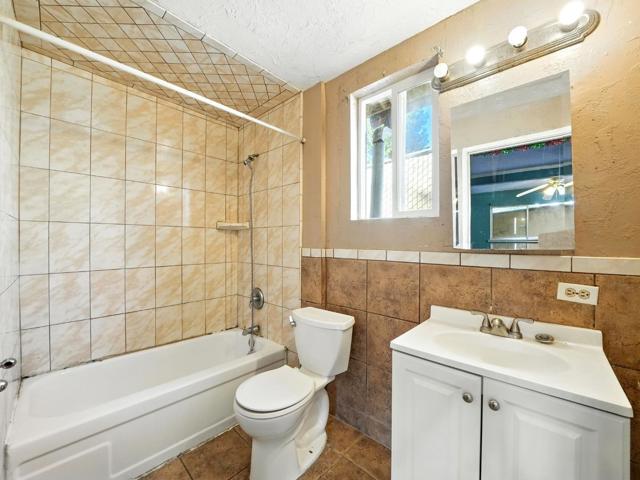 37 Union Street, San Jose CA: https://media.crmls.org/mediaz/dbb91940-d095-471f-a894-7b35c55f905c.jpg