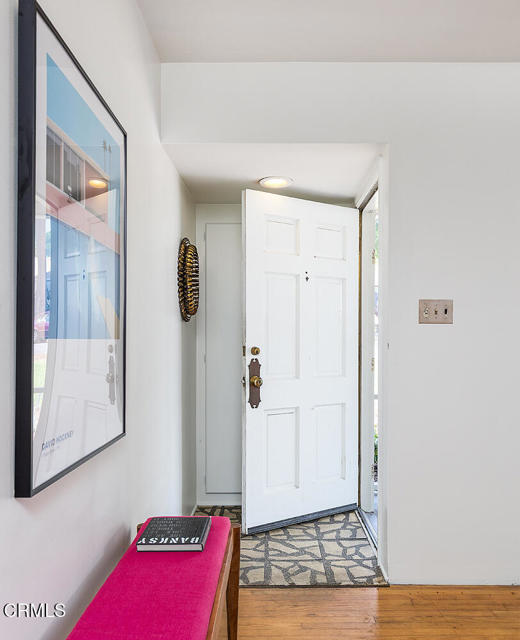 Detail Gallery Image 4 of 32 For 2614 Mary St, La Crescenta,  CA 91214 - 2 Beds | 1/1 Baths