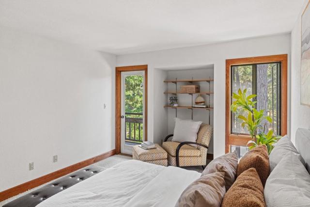 24520 Outlook Drive, Carmel CA: https://media.crmls.org/mediaz/dbba6e95-1f19-44e4-802a-c29c511a07df.jpg