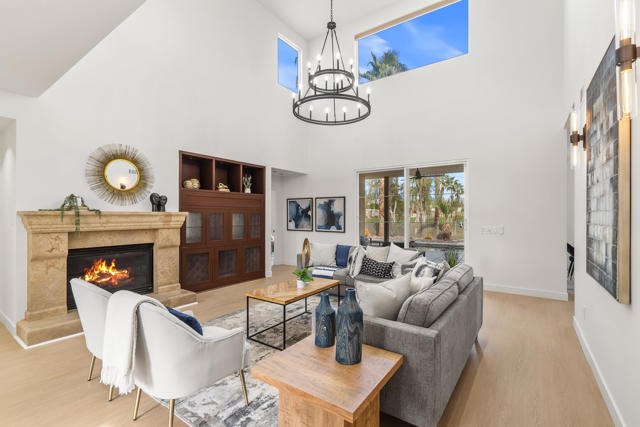 4315 Vantage Lane, Palm Springs CA: https://media.crmls.org/mediaz/dbbaceea-ae0a-4719-ba1f-3d0d22666a85.jpg