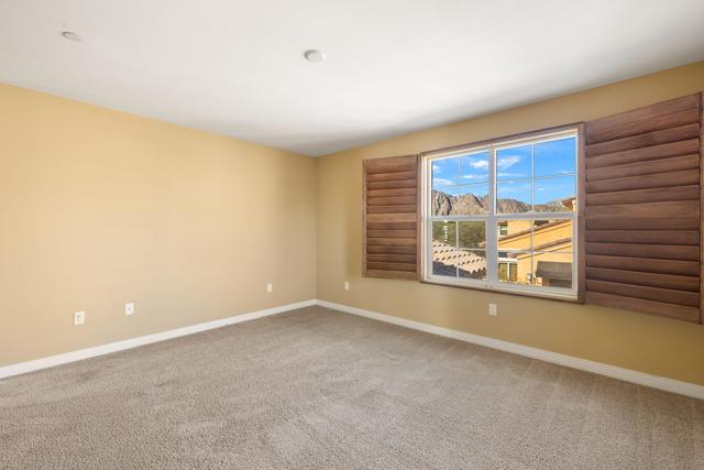 Image 25 of 45 For 52130 Desert Spoon Court