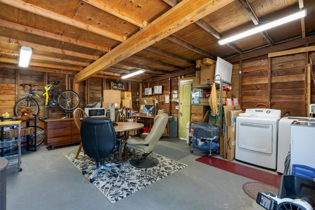 29 Buena Vista Street, Salinas CA: https://media.crmls.org/mediaz/dbbb8727-fbca-4b0d-98fc-0ccd4cf46770.jpg