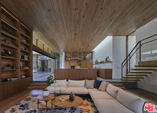 6708 Wildlife Road, Malibu CA: https://media.crmls.org/mediaz/dbbc0d92-b246-48a2-a3c8-ca2faf7dfb9e.jpg