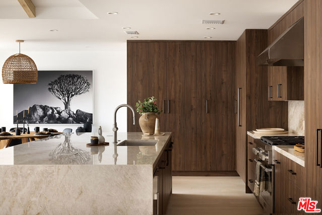 20374 Seaboard Road, Malibu CA: https://media.crmls.org/mediaz/dbbc5658-1a3d-4bc6-b9d6-cb8df0ed3483.jpg