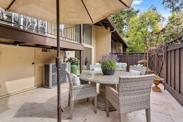 18400 Overlook Road, Los Gatos CA: https://media.crmls.org/mediaz/dbbce0f1-8cdf-4688-8011-a91b3c2cf74e.jpg