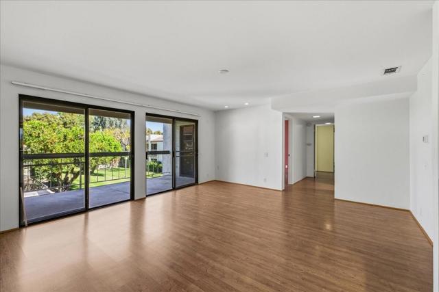 453 E Via Escuela #522, Palm Springs, CA 92262