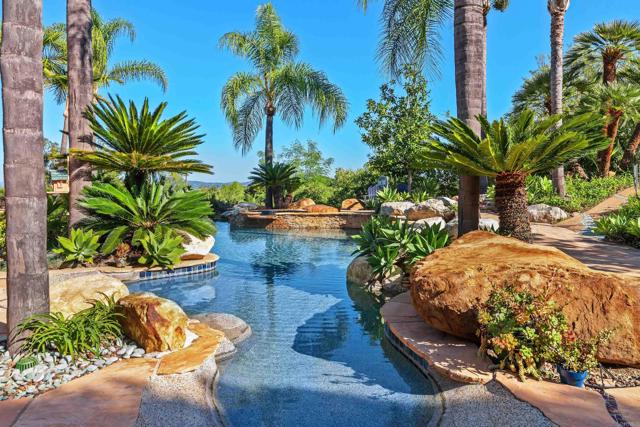 2034 Ridgecrest Place, Escondido CA: https://media.crmls.org/mediaz/dbbdc7b1-c6e0-40f1-a67e-e6c5a7fc09bd.jpg