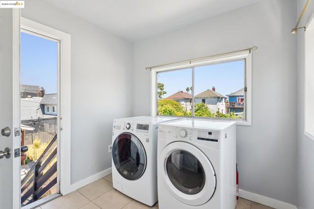 1810 Adeline St, Oakland CA: https://media.crmls.org/mediaz/dbbde634-d998-4f3f-ba84-6288662c561b.jpg