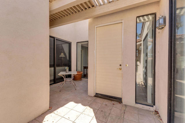 78565 Vista Del Fuente, Indian Wells CA: https://media.crmls.org/mediaz/dbbe7df8-c54c-4d30-acad-7b8f7320cc6f.jpg