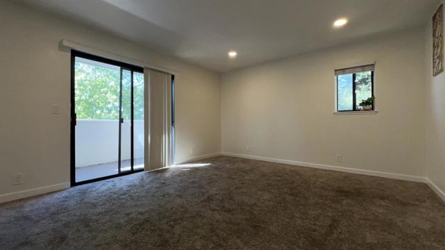 300 Stonegate Circle, San Jose CA: https://media.crmls.org/mediaz/dbbfde2c-e114-4d07-89d0-bcb3ca2370ab.jpg