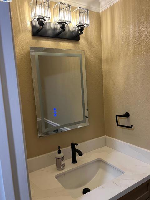 4919 Mohr Ave, Pleasanton CA: https://media.crmls.org/mediaz/dbc045bc-0399-448f-8018-44d8f2bf5ae1.jpg