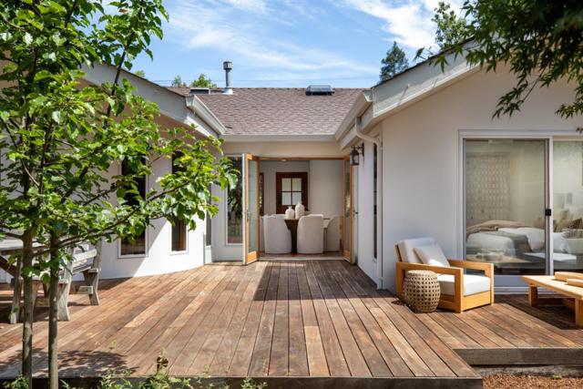 4112 Fair Oaks Avenue, Menlo Park CA: https://media.crmls.org/mediaz/dbc200a4-ca98-4574-ae61-d87e21f50620.jpg