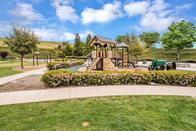 788 Tranquility Circle, Livermore CA: https://media.crmls.org/mediaz/dbc21cf1-b62d-4276-9b13-f3414cb9a095.jpg