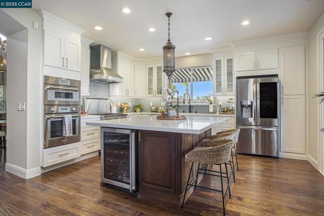 4001 Browning Dr, Concord CA: https://media.crmls.org/mediaz/dbc28dd6-f547-4188-a209-cbcb47564a42.jpg