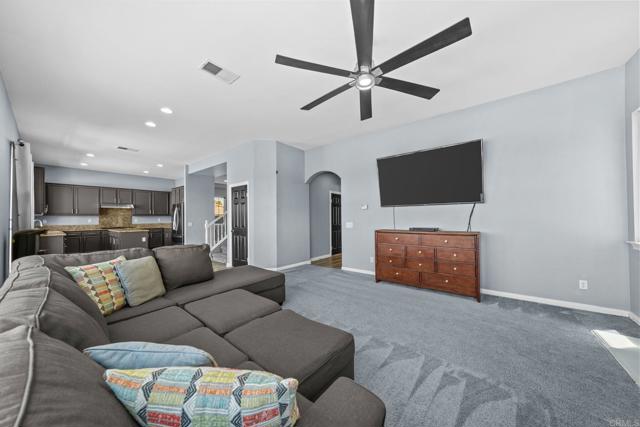 28303 Pinyon Pine Court, Menifee CA: https://media.crmls.org/mediaz/dbc2c828-b83b-495e-9717-654353e18dd0.jpg