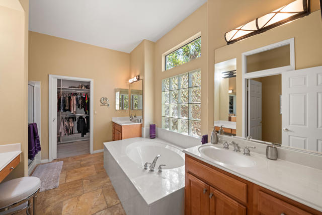 78680 Alliance Way, Palm Desert CA: https://media.crmls.org/mediaz/dbc2fbe9-c0f8-45ea-9b98-c05668f4d47b.jpg