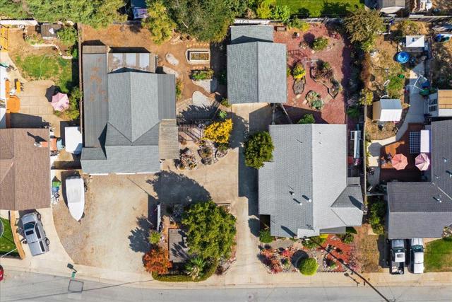 172 W Phillips Road, Watsonville CA: https://media.crmls.org/mediaz/dbc4ad9a-6372-4f1d-8778-75e91bc9143c.jpg