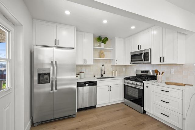 4138 Blackton Dr, La Mesa CA: https://media.crmls.org/mediaz/dbc5bf72-8d5e-43f3-8c09-8afa90218862.jpg