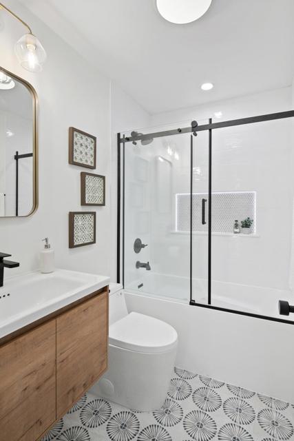 Detail Gallery Image 17 of 34 For 5771 Lodi St, San Diego,  CA 92117 - 3 Beds | 2 Baths