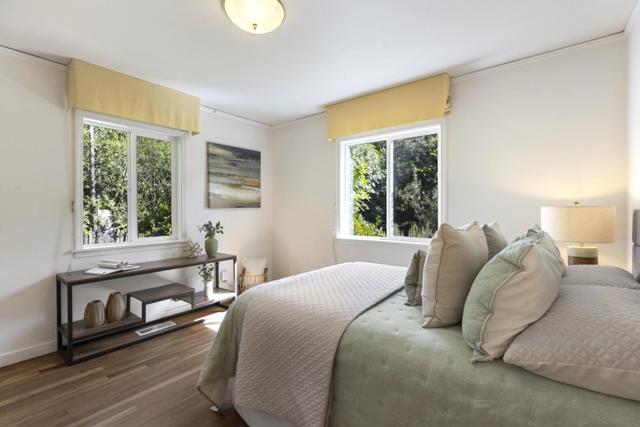 620 Olive Street, Menlo Park CA: https://media.crmls.org/mediaz/dbc674fe-c8d7-4223-a7f4-714d7029881e.jpg