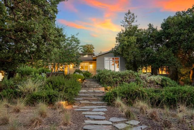 105 Highland Avenue, Los Gatos CA: https://media.crmls.org/mediaz/dbc7cf2a-b5d4-495f-9c40-40c20b39c584.jpg