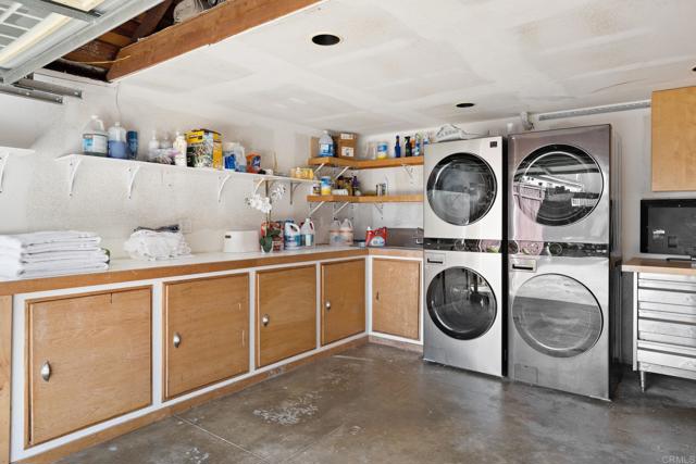 Image 33 of 41 For 4221 Albatross Drive